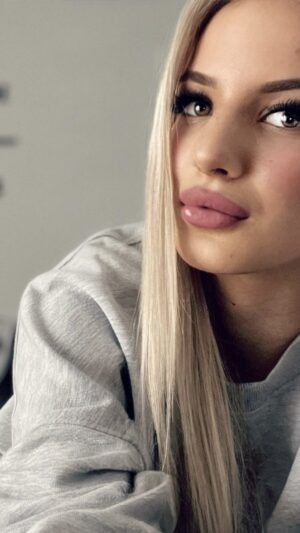 Bettina Dicapri 27 xoxo bettinadicapri hu41 -t Xoxo Girls Geneva