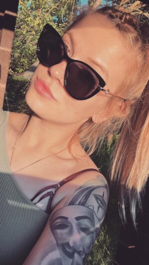 xoxo girls inez hu4 -t Xoxo Girls Geneva