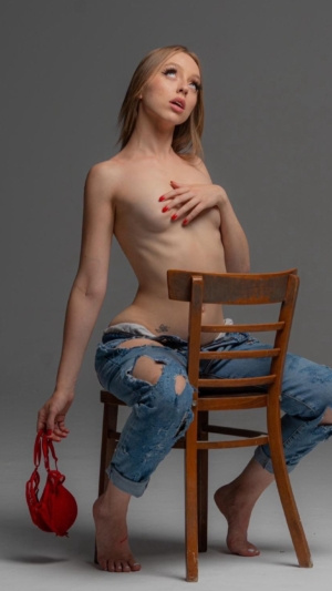 e58e1de6 f8b7 47d7 a7db 4938de5e9117 1 -t Xoxo Girls Geneva