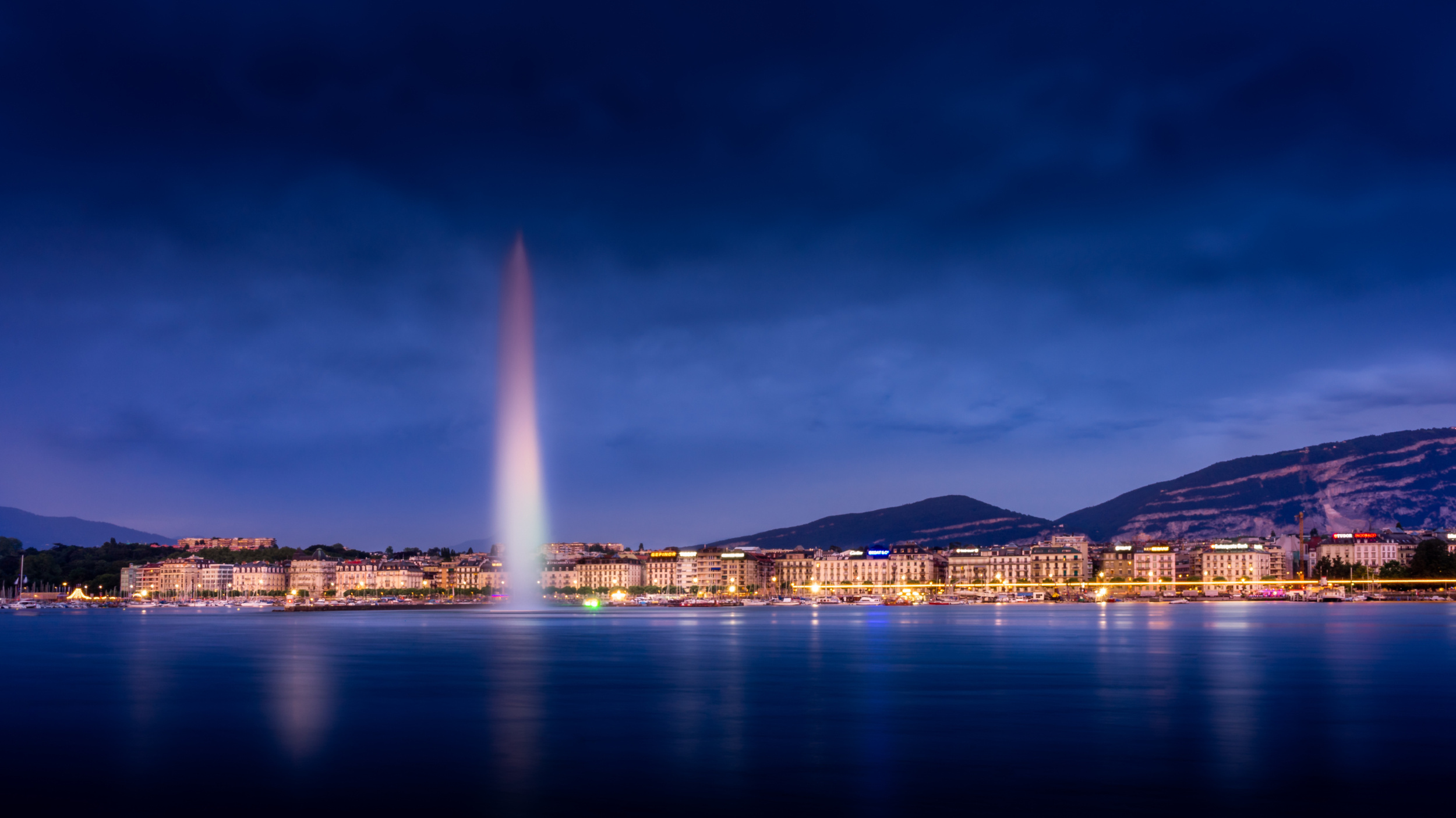 Massage érotique Genève 1 AdobeStock 324891625 scaled -t Xoxo Girls Geneva