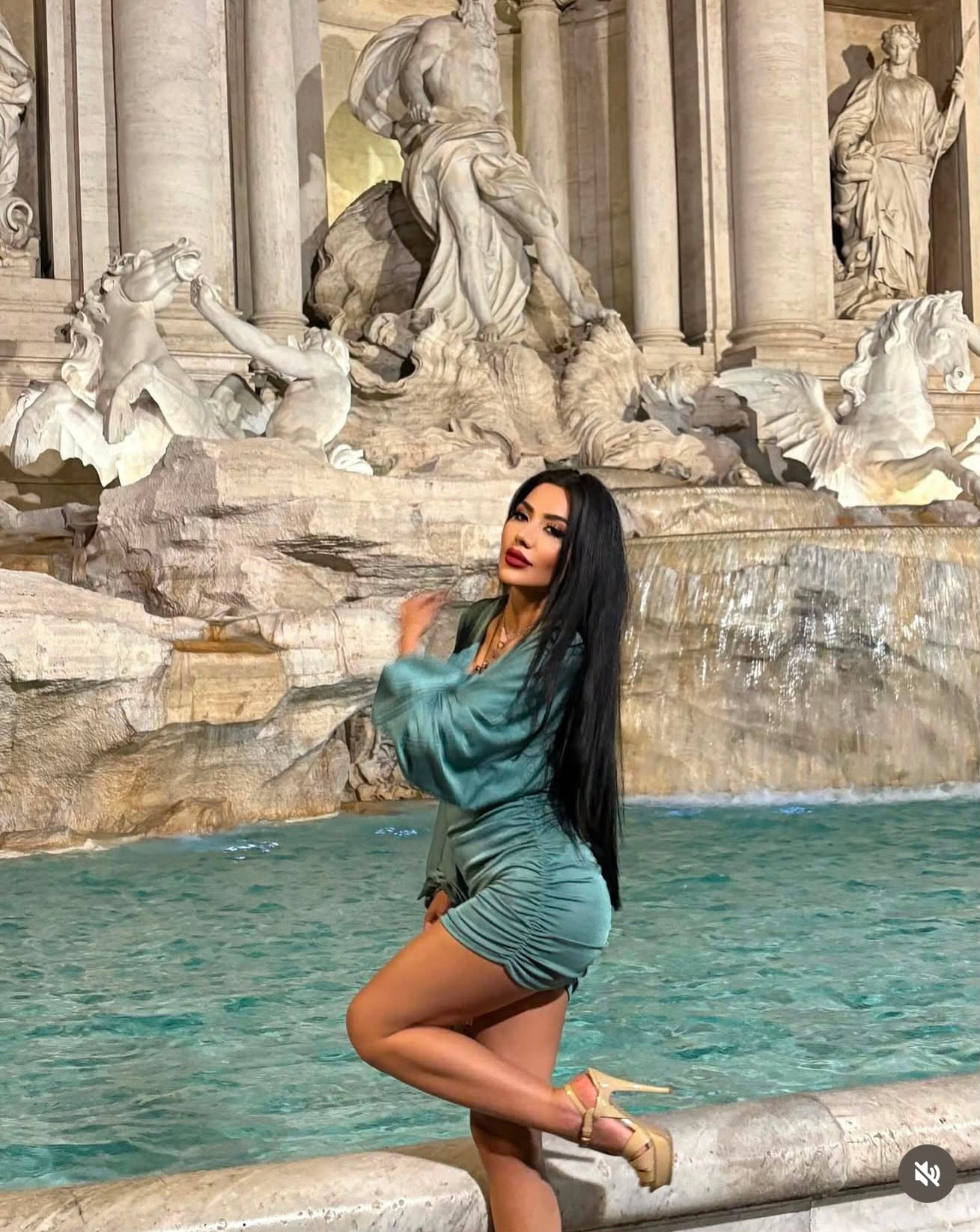 CAROLINA LOVE 2 CAROLINA LOVE – Image 2